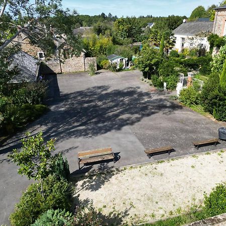 Cottage Dans Ancienne Ecole De 1850 - 2 A 4 Personnes 米西亚克 外观 照片